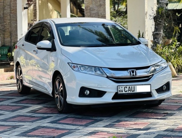 honda-grace-2017-big-0