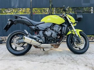 honda-hornet-600-abs