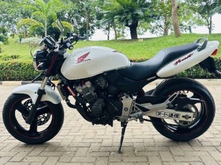 honda-hornet-250-ch150
