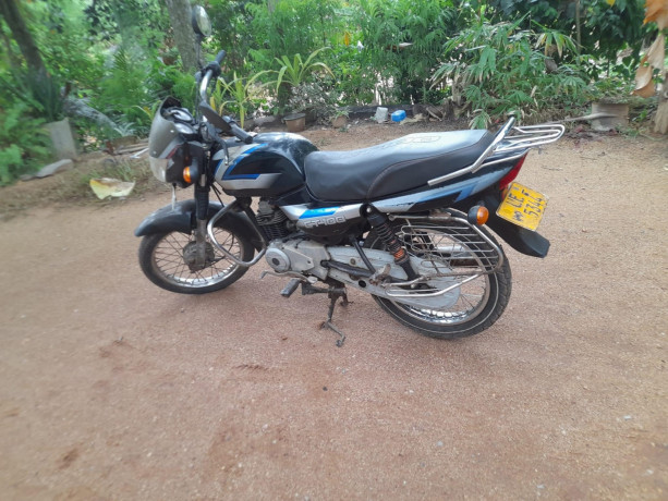 bajaj-ct100-2008-big-1