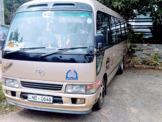 toyota-coaster