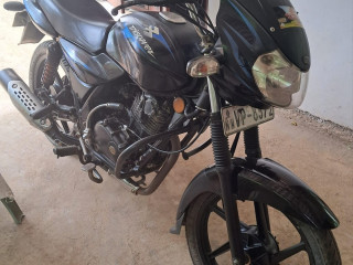 bajaj-discover-135