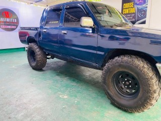 toyota-hilux-ln85-brandnew