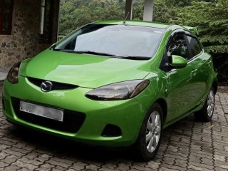 mazda-demio-2008