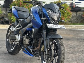 bajaj-pulsar-ns200-2017
