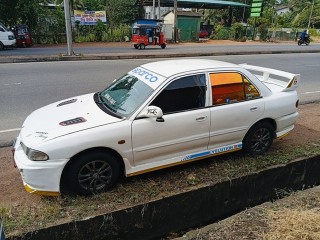 mitsubishi-lancer-cb8