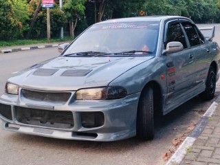 mitsubishi-lancer-cb2