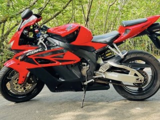 honda-cbr-1000