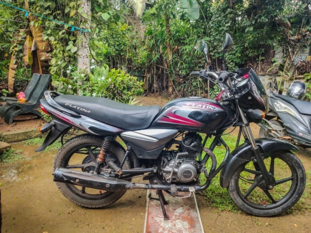 bajaj-platina-2013-big-3