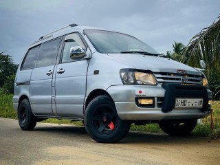 toyota-noah-cr41