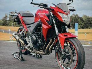 honda-cb400f-2014