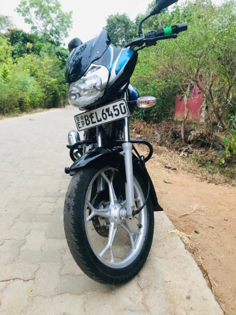 bajaj-discover-125-2016-big-1