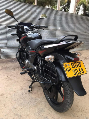 bajaj-pulsar-150-2018-big-4