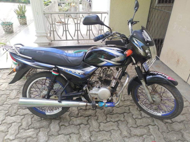 bajaj-ct100-2014-big-2