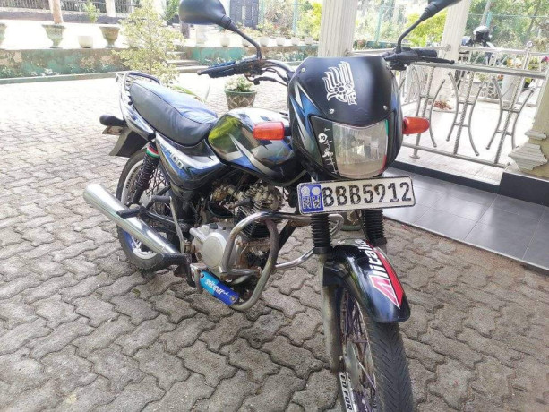 bajaj-ct100-2014-big-0