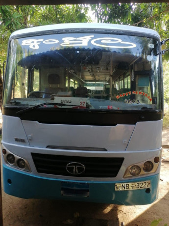 tata-star-bus-2010-big-0