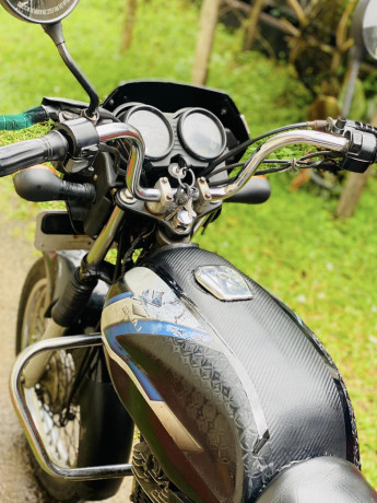 bajaj-ct100-2005-big-4
