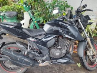 tvs-apache-rtr200-2017