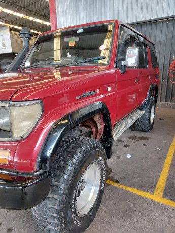 toyota-landcruiser-1995-big-4